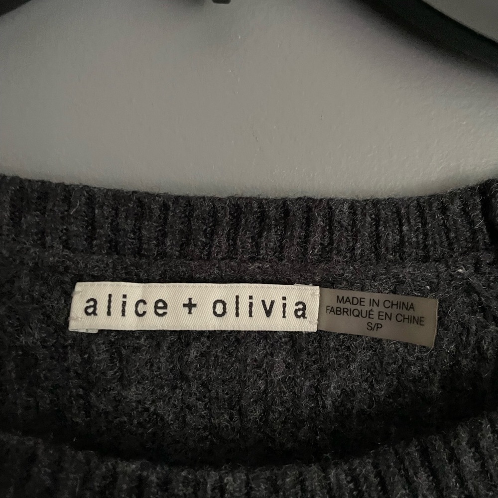 Alice + Olivia Ribbed Wool Blend Cropped Sweater Womens Size Small - Picture 4 of 4